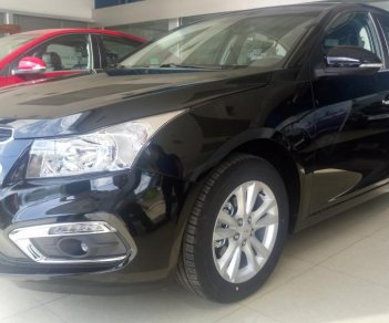 Chevrolet Cruze LT 2018 - Trả trước 125 triệu lấy xe Chevrolet Cruze LT 2018, màu đen, giá chỉ 589 triệu