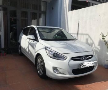 Hyundai Accent 2014 - Bán Hyundai Accent sản xuất năm 2014, màu trắng, xe nhập  