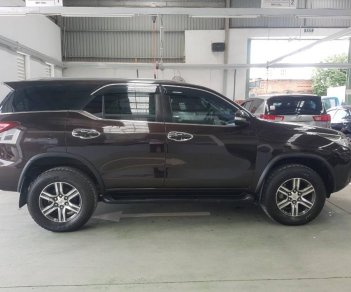 Toyota Fortuner 2.4G 2017 - Fortuner 2.4G 2017, số sàn, máy dầu, chính hãng Toyota bán