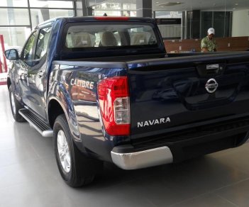 Nissan Navara EL 2018 - Bán xe Nissan Navara EL xanh 1 cầu tự động 2018, LH ngay: 0906.08.5251-Mr Hùng có xe giao ngay
