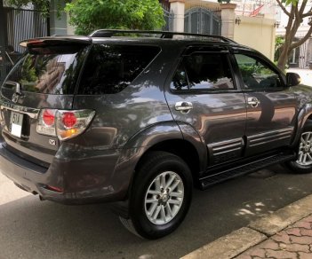 Toyota Fortuner V 2.7 AT 2014 - Fortuner V 2014 cá nhân sử dụng 26 ngàn km