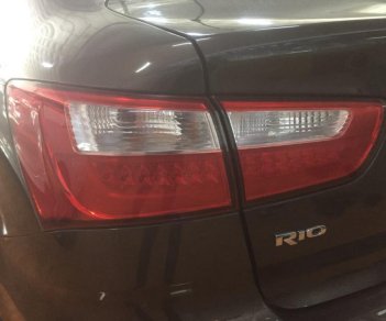 Kia Rio 1.4 AT 2015 - Bán xe Kia Rio 1.4 AT năm sản xuất 2015, màu nâu giá cạnh tranh