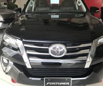 Toyota Fortuner 2.4MT 2018 - Bán xe Toyota Fortuner 2.4MT năm 2018, nhập khẩu nguyên chiếc