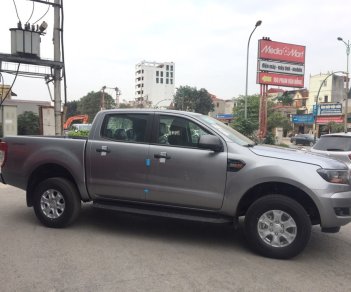 Ford Ranger XLS 4X2 2018 - Hãng xe Ford tại Lào Cai cung cấp Ford Ranger XLS 4X2 2018, số tự động, màu bạc, xe nhập, LH: 0941.921.742