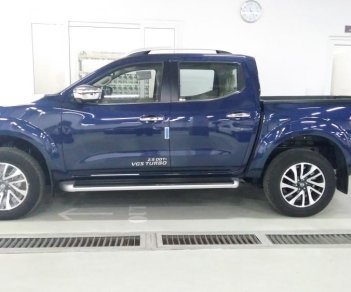 Nissan Navara VL 2018 - Bán Nissan Navara VL xanh 2 cầu tự động 2018. LH ngay 0906.08.5251-Mr Hùng có xe giao ngay