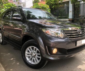 Toyota Fortuner V 2.7 AT 2014 - Fortuner V 2014 cá nhân sử dụng 26 ngàn km