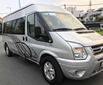 Ford Transit 2.5 MT 2014 - Bán Transit Luxury cuối 2014 loại cao cấp màu bạc, 16 chỗ. Xe nhà xài kĩ