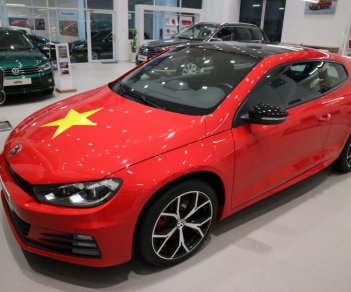 Volkswagen Scirocco GTS 2017 - Bán Volkswagen Scirocco GTS thể thao 2 cửa, màu đỏ, nhập khẩu chính hãng, hotline 0938017717