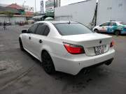 BMW 5 Series 530i 2009 - Bán BMW 5 Series đời 2009, màu trắng, xe nhập, 590 triệu