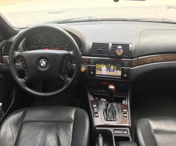 BMW 3 Series 318i 2005 - Cần bán xe BMW 318i đời 2005 màu xám bạc