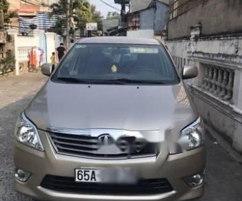 Toyota Innova  AT  2013 - Cần bán xe Toyota Innova AT năm 2013, màu xám, xe gia đình