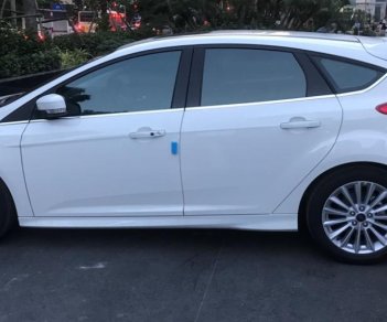 Ford Focus 1.5Tubor S 2018 - Ford Focus Sport 1.5S màu trắng sản xuất và đăng ký 06.2018 biển Hà Nội. Xe siêu lướt