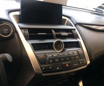 Lexus NX 200T 2016 - Bán xe Lexus NX 200T năm sản xuất 2016, màu xám, xe nhập