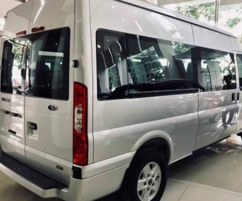 Ford Transit SVP 2018 - Bán Ford Transit SVP năm sản xuất 2018, màu bạc giá cực tốt hỗ trợ trả góp, thủ tục nhanh gọn