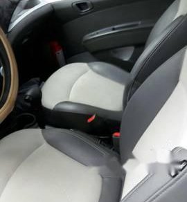 Chevrolet Spark LTZ 2015 - Cần bán lại xe Chevrolet Spark LTZ sản xuất năm 2015, màu đỏ