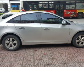 Chevrolet Cruze   1.6 MT  2014 - Xe Chevrolet Cruze 1.6 MT năm 2014, màu bạc số sàn, giá chỉ 395 triệu