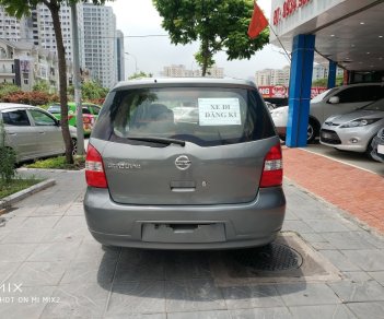 Nissan Grand livina 2011 - Bán Nissan Grand Livina năm 2011, màu xám (ghi), 335tr