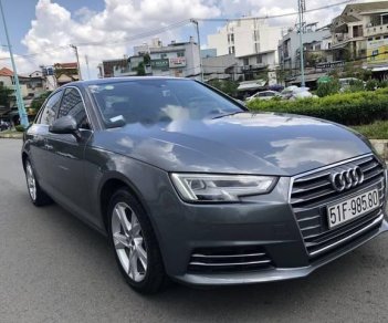 Audi A4   TFSI 2017 - Cần bán lại xe Audi A4 TFSI năm sản xuất 2017, màu xám, giá tốt