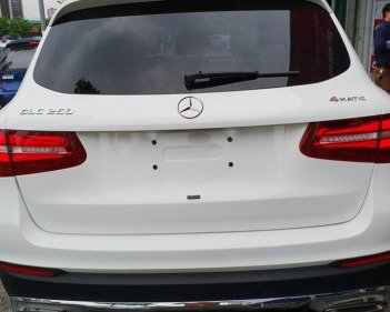 Mercedes-Benz GLC-Class   2.0 AT  2017 - Bán xe Mercedes 2.0 AT 2017, màu trắng