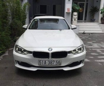 BMW 3 Series 320i 2012 - Bán BMW 3 Series 320i năm 2012, màu trắng, 850tr