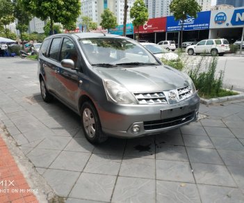 Nissan Grand livina 2011 - Bán Nissan Grand Livina năm 2011, màu xám (ghi), 335tr