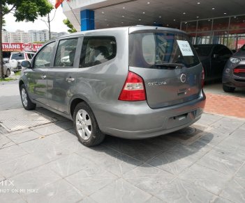 Nissan Grand livina 2011 - Bán Nissan Grand Livina năm 2011, màu xám (ghi), 335tr