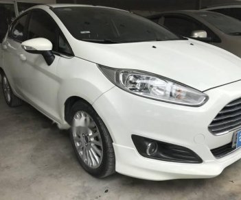 Ford Fiesta AT 2015 - Bán Ford Fiesta AT năm sản xuất 2015, màu trắng