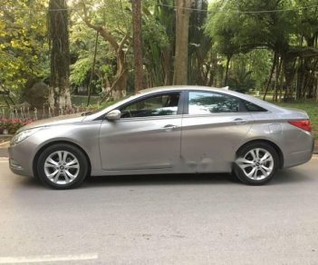 Hyundai Sonata 2010 - Bán Hyundai Sonata năm 2010, màu xám, nhập khẩu xe gia đình giá cạnh tranh