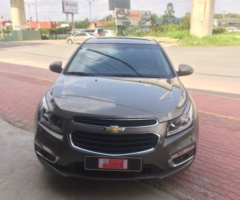 Chevrolet Cruze 1.8LTZ 2017 - Bán xe Chevrolet Cruze LTZ 1.8L, đời 2017, màu nâu, xe chạy lướt cực kì đẹp, giá thương lượng với khách thiện chí mua xe