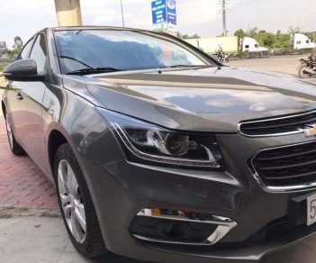 Chevrolet Cruze 1.8LTZ 2017 - Bán xe Chevrolet Cruze LTZ 1.8L, đời 2017, màu nâu, xe chạy lướt cực kì đẹp, giá thương lượng với khách thiện chí mua xe