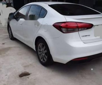 Kia Cerato 2016 - Cần bán gấp Kia Cerato năm 2016, màu trắng số sàn, 495 triệu