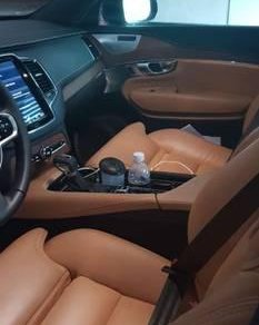 Volvo XC90 2018 - Cần bán Volvo XC90 năm sản xuất 2018, màu đen như mới