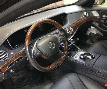 Mercedes-Benz S class  S400L  2017 - Cần bán lại xe Mercedes S400L năm 2017, màu đen