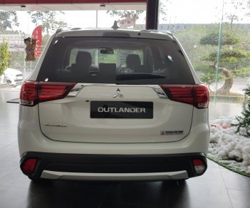 Mitsubishi Outlander CVT 2018 - Bán Mitsubishi Outlander 2.0 STD, giá tốt nhất Hà Nội. Liên hệ ngay Mr Huy 0977 738 229