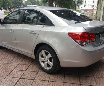 Chevrolet Cruze LS 2014 - Bán Chevrolet Cruze LS sản xuất năm 2014, màu bạc, giá tốt