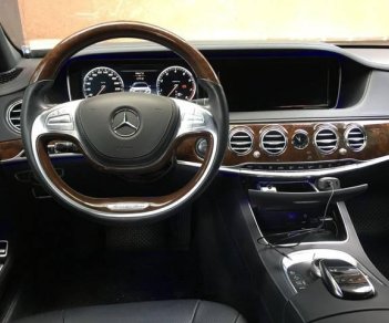 Mercedes-Benz S class  S400L  2017 - Cần bán lại xe Mercedes S400L năm 2017, màu đen