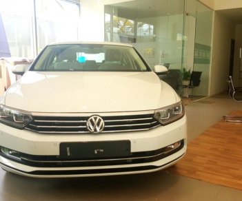 Volkswagen Passat S 2015 - Còn 1 chiếc duy nhất Volkswagen Passat S 2015, màu trắng, nhập khẩu chỉ 1 tỷ 160 triêu