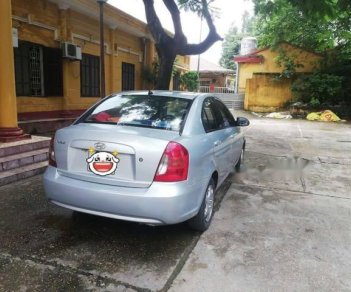 Hyundai Verna 1.4MT 2008 - Bán Hyundai Verna 1.4MT sản xuất 2008, màu bạc xe gia đình 