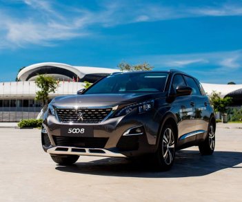 Peugeot 5008  1.6 AT  2018 - Bán Peugeot 5008 1.6 AT 2018 đủ màu, giá tốt nhất, khuyến mãi lớn, hỗ trợ trả góp tới 80%