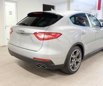 Maserati 2018 - Cần bán xe Maserati Levante 2018, nhập khẩu chính hãng, hỗ trợ tư vấn: 0978877754