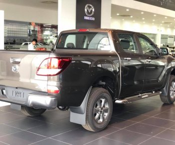 Mazda BT 50  2.2 MT 2018 - Mazda Bình Phước bán Mazda BT50 số sàn 2 cầu 2018 nhập khẩu giá chỉ từ 655 triệu. Hỗ trợ vay ngân hàng lãi xuất ưu đãi