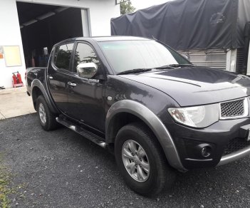 Mitsubishi Triton 2010 - Dư xe nên cần ra đi Mitsubishi Triton đời 2010, màu đen, xe nhập khẩu nguyên chiếc Thái Lan