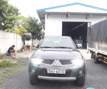 Mitsubishi Triton 2010 - Dư xe nên cần ra đi Mitsubishi Triton đời 2010, màu đen, xe nhập khẩu nguyên chiếc Thái Lan