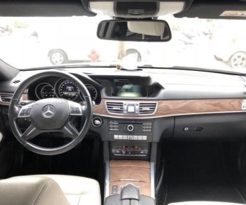 Mercedes-Benz E class E200 2015 - Bán Mercedes E200 đời 2015, màu đen