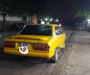 Toyota Corona 1987 - Bán ô tô Toyota Corona đời 1987, màu vàng, giá tốt