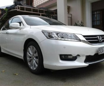 Honda Accord 2.4AT 2014 - Bán ô tô Honda Accord 2.4AT năm 2014, màu trắng, nhập khẩu Thái Lan