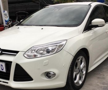 Ford Focus 2.0 S 2015 - Bán Ford Focus 2.0 S đời 2015, màu trắng