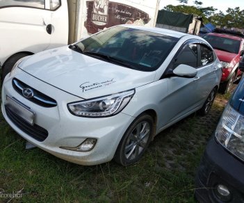 Hyundai Accent 2017 - Cần bán xe Hyundai Accent 2017, màu trắng số sàn