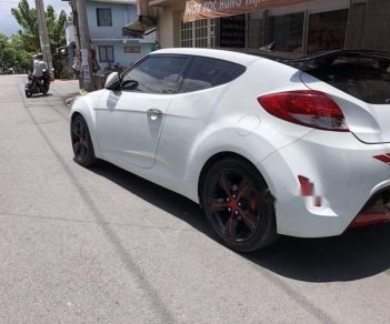 Hyundai Veloster 2011 - Bán Hyundai Veloster 2011, màu trắng