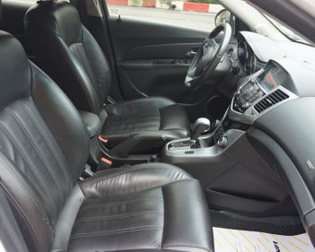 Daewoo Lacetti CDX 2011 - Bán Daewoo Lacetti CDX sản xuất 2011, màu trắng, xe nhập